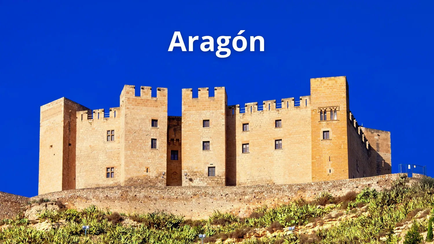 Foto de un castillo aragonés y el texto sobrescrito: Aragón.